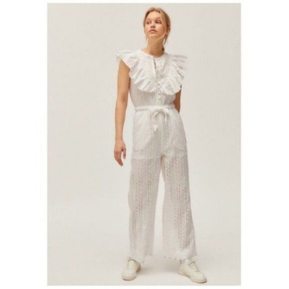 Urban Outfitters White Magnolia Floral Eyelet Ruffle Straight Cropped Jumpsuit M - Picture 1 of 10